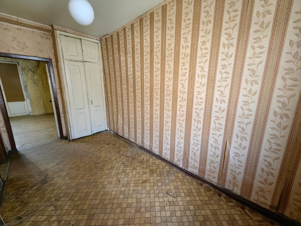 
   Продам 2-комнатную, 38 м², Плужная ул, 10/28

. Фото 4.