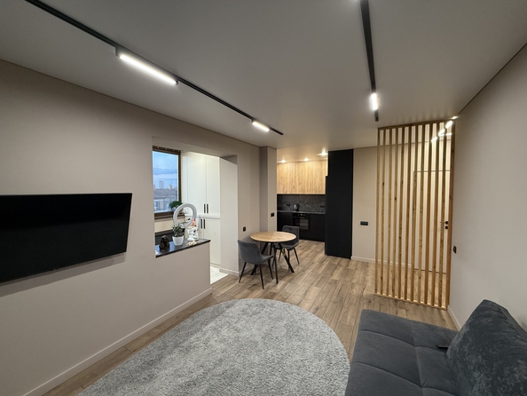 
   Продам 2-комнатную, 54 м², Платова б-р, 8

. Фото 1.