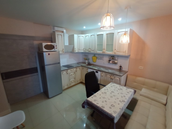 
   Продам 3-комнатную, 72 м², 2-я Краснодарская ул, 169б

. Фото 13.