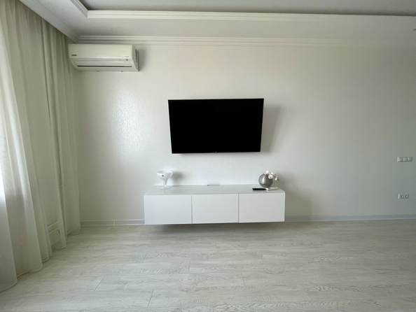 
   Продам 2-комнатную, 57 м², Скачкова ул, 62

. Фото 8.