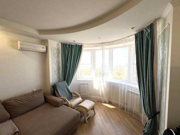 
   Продам 2-комнатную, 76 м², 40-летия Победы пр-кт, 85

. Фото 5.