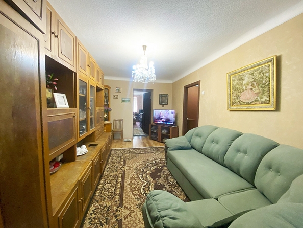 
   Продам 2-комнатную, 43 м², Стачки пр-кт, 21

. Фото 2.