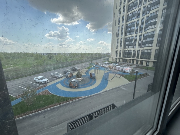 
   Продам 1-комнатную, 41.9 м², Александра Невского ул, 2

. Фото 5.