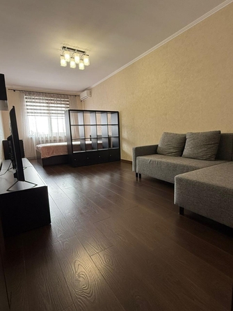 
   Продам 1-комнатную, 50.7 м², Малиновского ул, 66

. Фото 5.