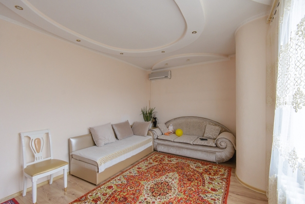 
   Продам 3-комнатную, 82 м², Зорге ул, 44а

. Фото 3.