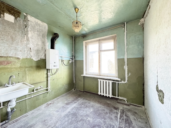 
   Продам 1-комнатную, 32 м², 40-летия Победы пр-кт, 67

. Фото 1.