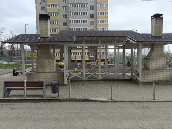 
   Продам 2-комнатную, 41.6 м², 2-я Краснодарская ул, 169

. Фото 1.