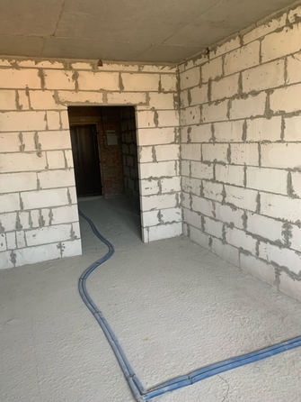 
   Продам 1-комнатную, 42 м², Комарова б-р, 10

. Фото 5.