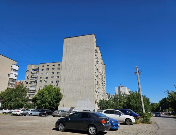 
   Продам 1-комнатную, 45 м², 40-летия Победы пр-кт, 73/17

. Фото 12.