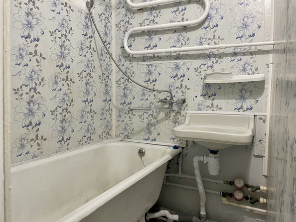 
   Продам 1-комнатную, 30.2 м², Малиновского ул, 12

. Фото 6.