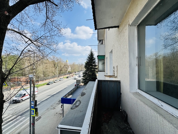 
   Продам 1-комнатную, 27.8 м², Ленина пр-кт, 223

. Фото 2.