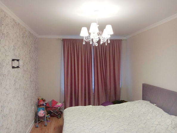 
   Продам 3-комнатную, 65 м², Берберовская ул

. Фото 3.