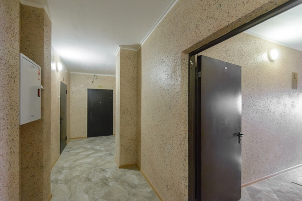 
   Продам 3-комнатную, 65 м², Берберовская ул

. Фото 6.