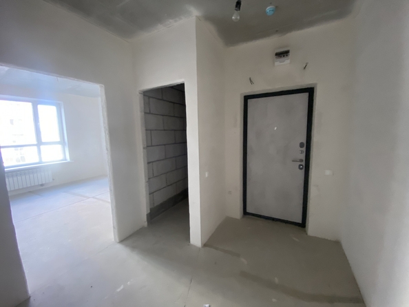 
   Продам 2-комнатную, 50.3 м², 40-летия Победы пр-кт, 111

. Фото 2.