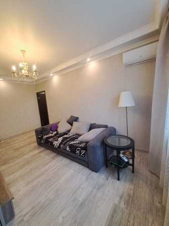 
   Продам 3-комнатную, 60 м², Российская ул, 48

. Фото 1.