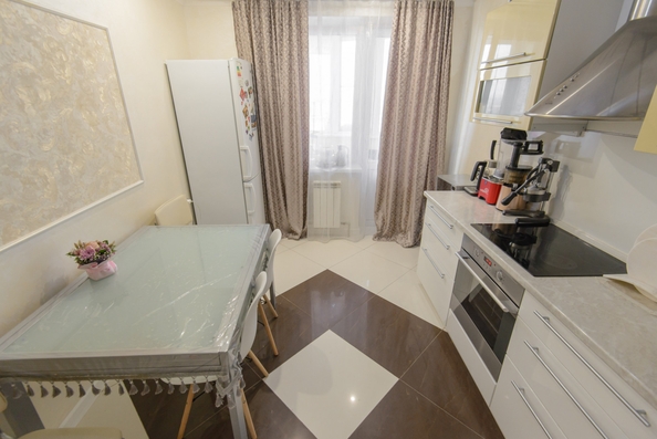 
   Продам 2-комнатную, 76 м², 40-летия Победы пр-кт, 85

. Фото 7.