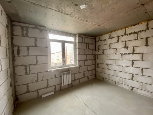 
   Продам 3-комнатную, 100 м², 40-летия Победы пр-кт, 63

. Фото 7.