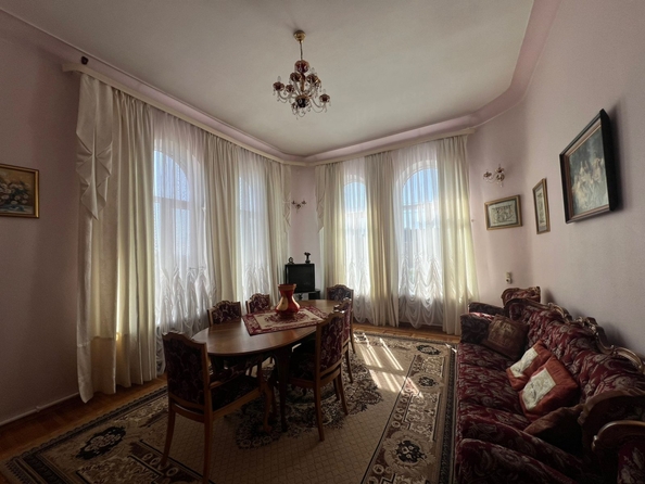 
   Продам дом, 293.3 м², Ростов-на-Дону

. Фото 8.