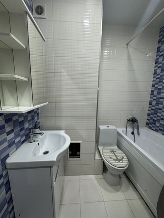 
   Продам 1-комнатную, 38.2 м², Жмайлова ул, 4

. Фото 2.