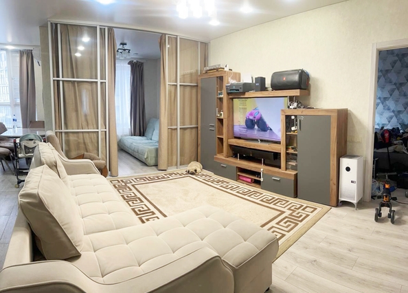 
   Продам 2-комнатную, 58.2 м², Шеболдаева ул, 95/ст2

. Фото 4.