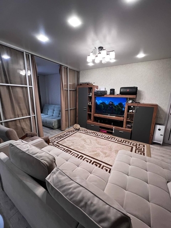
   Продам 2-комнатную, 58.2 м², Шеболдаева ул, 95/ст2

. Фото 8.