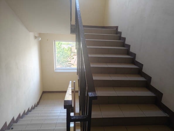 
   Продам 3-комнатную, 67.5 м², Половинко ул, 280

. Фото 1.