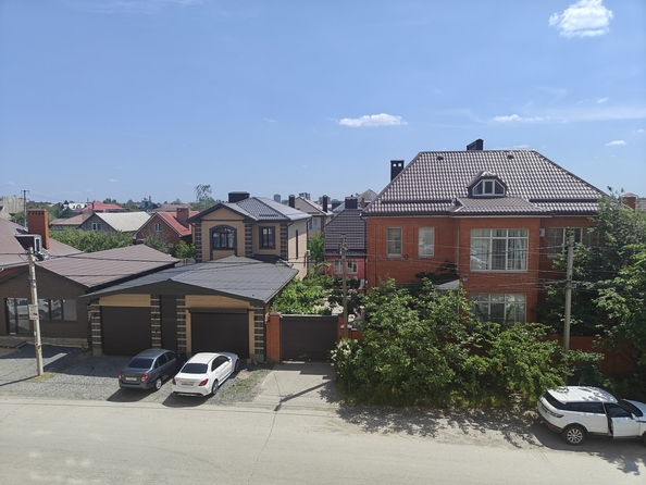 
   Продам 3-комнатную, 67.5 м², Половинко ул, 280

. Фото 23.