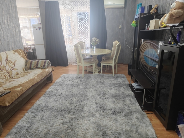 
   Продам 3-комнатную, 67.5 м², Половинко ул, 280

. Фото 25.