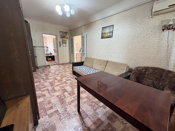 
   Продам 2-комнатную, 45 м², Добровольского ул, 5/6

. Фото 4.