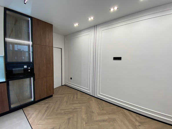 
   Продам 2-комнатную, 63 м², Берберовская ул, 9

. Фото 46.