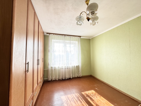 
   Продам 2-комнатную, 52.4 м², Платова ул, 64

. Фото 4.