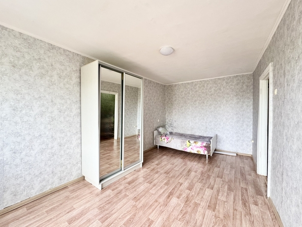
  Продается 1-комн. квартира, 32 м², 45-я линия ул, д. 9
. Фото 4.