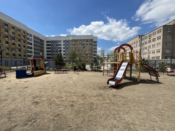 
   Продам 2-комнатную, 57 м², 339-й Стрелковой Дивизии ул, 12

. Фото 24.