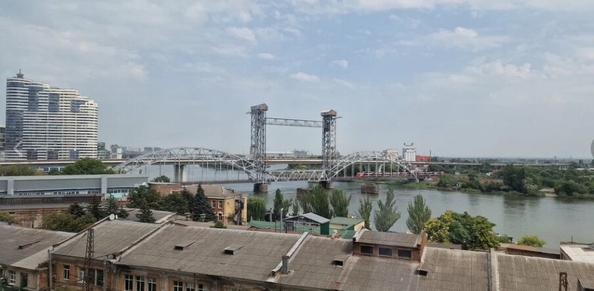 
   Продам 1-комнатную, 46.2 м², Привокзальная пл, 3

. Фото 7.