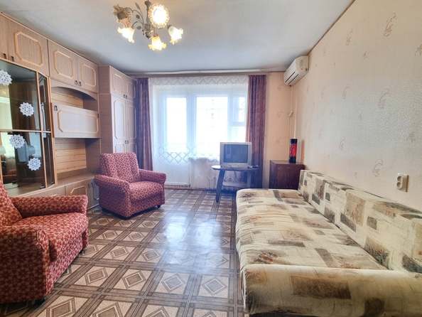 
   Продам 1-комнатную, 35.8 м², 18-я улица ул, 69

. Фото 1.