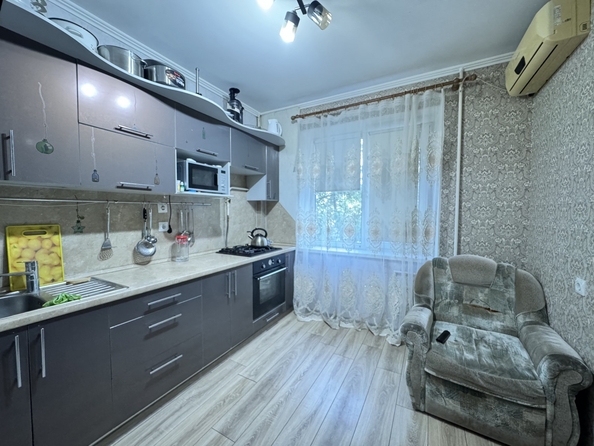 
   Продам 2-комнатную, 55 м², 40-летия Победы пр-кт, 95

. Фото 1.
