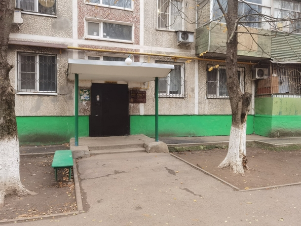 
   Продам 3-комнатную, 61.2 м², 2-я Краснодарская ул, 155/1

. Фото 1.