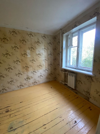 
   Продам 3-комнатную, 57 м², Коммунистический пр-кт, 2/2

. Фото 2.