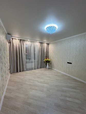 
   Продам 2-комнатную, 68 м², Берберовская ул, 22

. Фото 4.