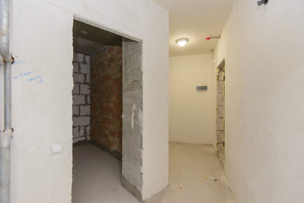 
   Продам студию, 39.7 м², Сержантова ул, 9

. Фото 6.