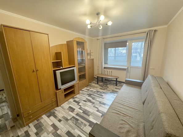 
   Продам 2-комнатную, 45 м², Ларина ул, 15

. Фото 5.