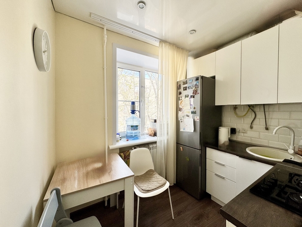 
   Продам 2-комнатную, 50.5 м², 40-летия Победы пр-кт, 37

. Фото 3.