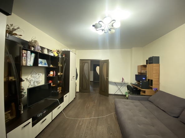 
   Продам 3-комнатную, 87 м², Извилистая ул, 11

. Фото 2.