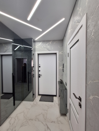 
   Продам 2-комнатную, 42 м², 339-й Стрелковой Дивизии ул, 10

. Фото 19.