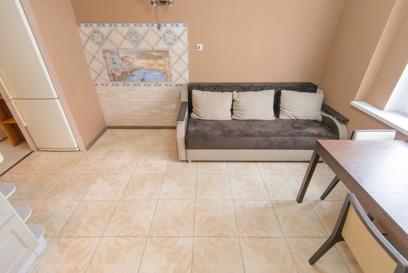 
   Продам 3-комнатную, 74 м², Еременко ул, 101/1

. Фото 2.