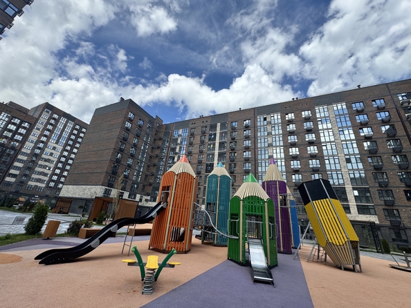 
   Продам 2-комнатную, 62 м², 40-летия Победы пр-кт, 111

. Фото 8.