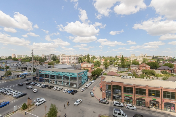 
   Продам 3-комнатную, 90 м², Богданова ул, 85

. Фото 30.