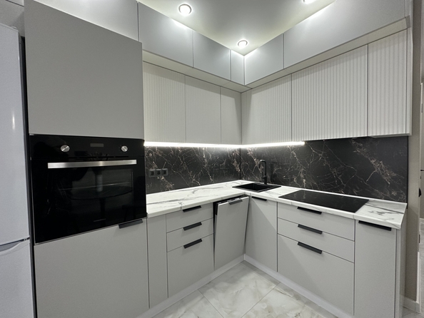 
   Продам 1-комнатную, 37 м², Маршала Жукова пр-кт, 18

. Фото 4.