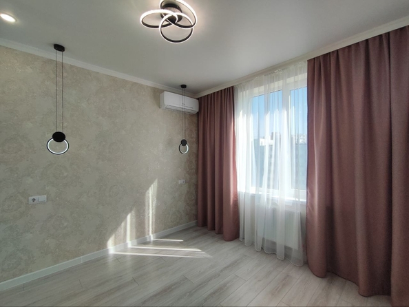 
   Продам 2-комнатную, 42 м², Еременко ул, 112/1

. Фото 7.