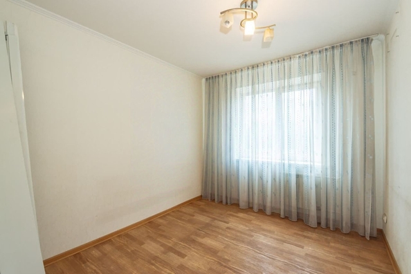 
   Продам 4-комнатную, 77.8 м², Горшкова пр-кт, 2

. Фото 6.